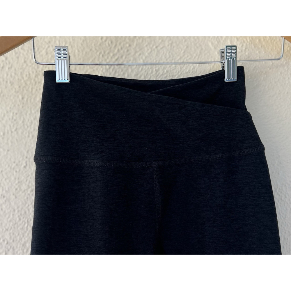 Beyond Yoga Black Criss Cross Space Dye Leggings Women’s Size Small Lounge Gym - Picture 2 of 5